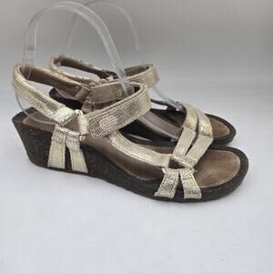 Womens Teva Ventura Metallic Gold Leather Snake Print Sz 9 Wedge Strappy Sandals
